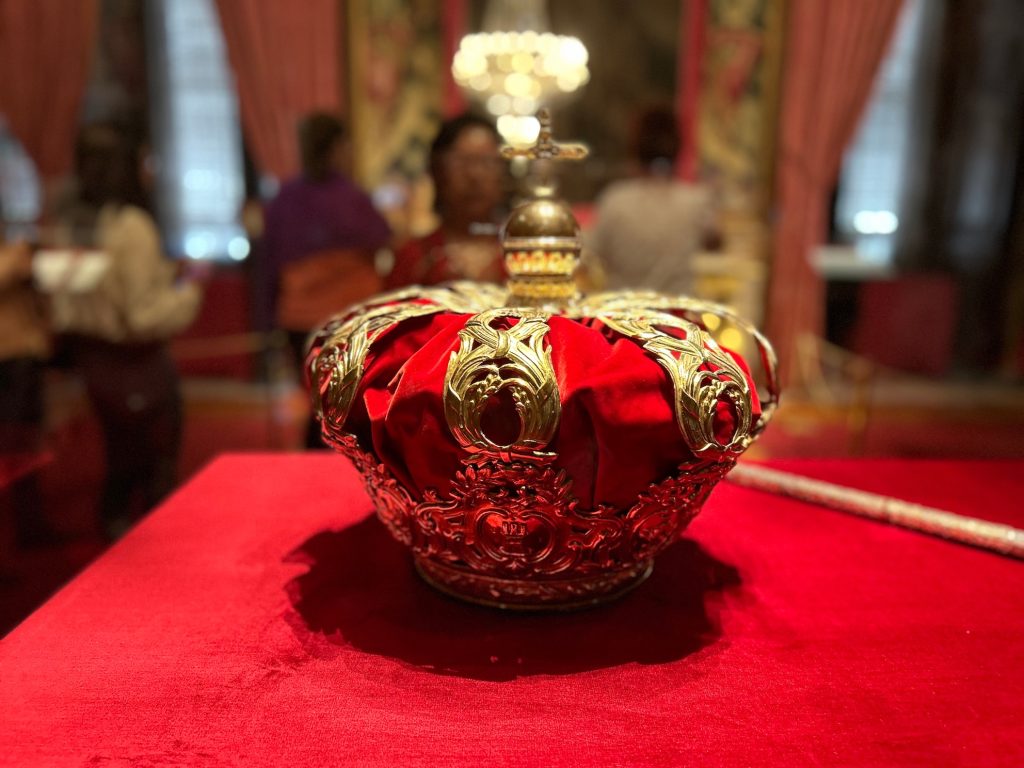 Corona Real, Palacio Real (foto de Lidia Guerra)