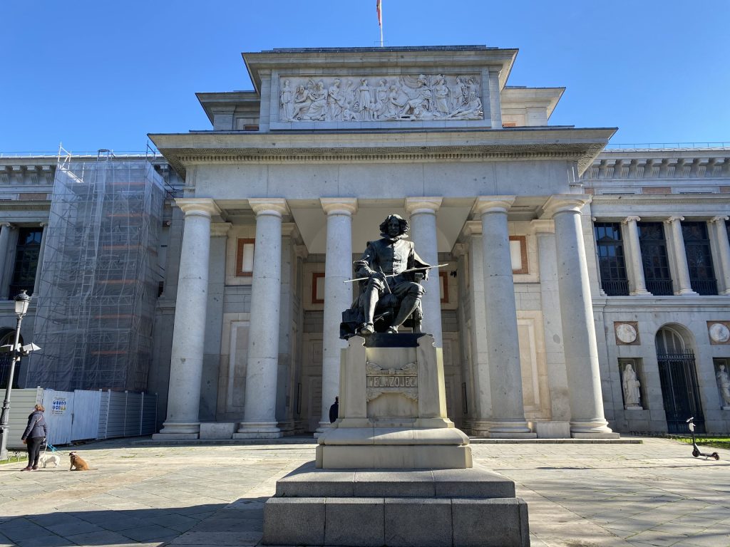 Velazquez' statue, by the Prado Museum