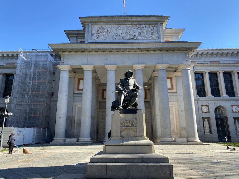Velazquez' statue, by the Prado Museum