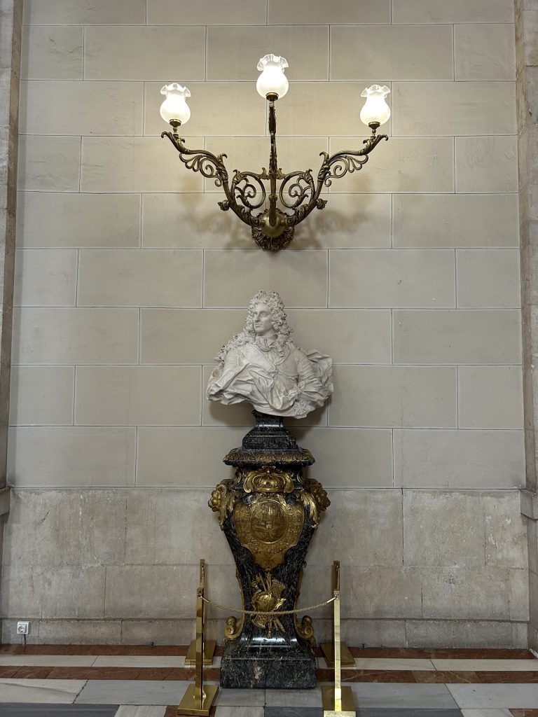 Busto de Felipe V. Palacio Real. Foto de Lidia Guerra